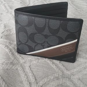 Coach wallet